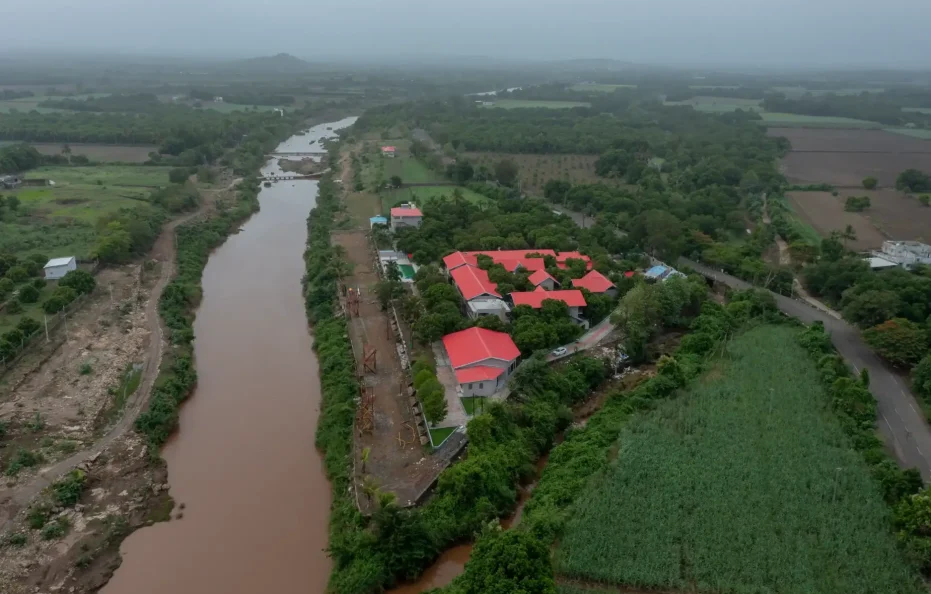 King’s Kraft River Side Resort